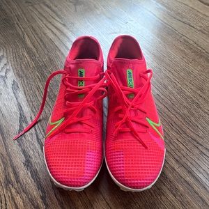 nike indoor shoes NEVER worn